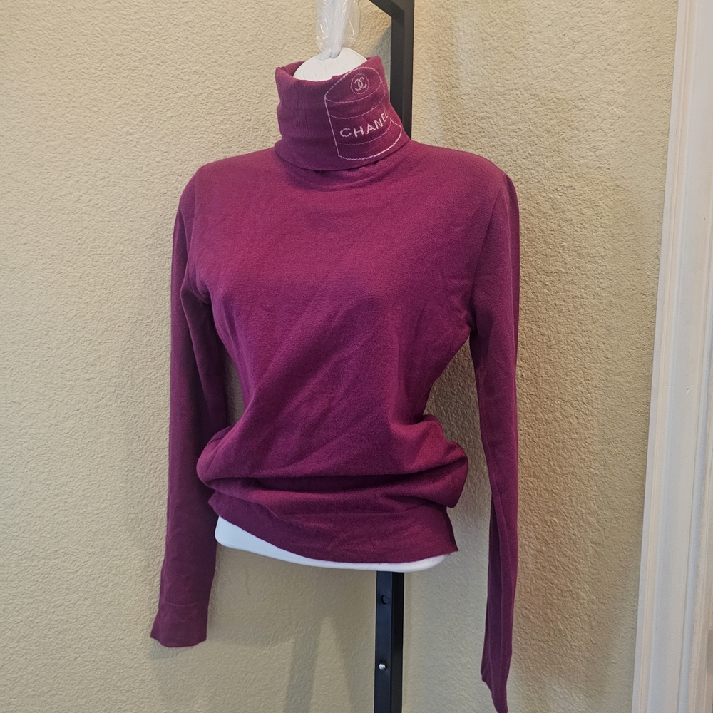 CHANEL Vintage CC Logo Turtleneck Sweater Long Sleeve Top Pink Cashmere Size 44